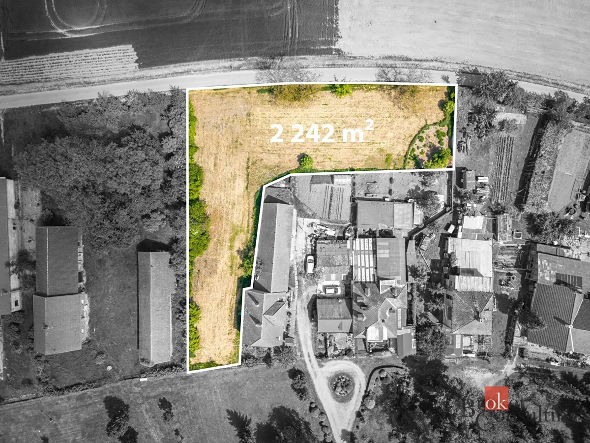 Prodej stavebního pozemku 2242 m²
